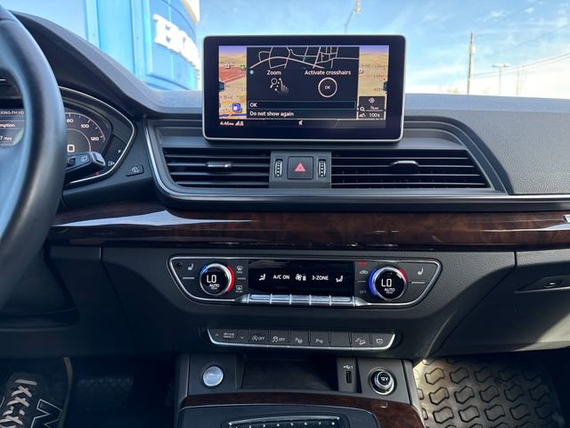 Used 2019 Audi Q5 Prestige w/ Prestige Package image 24