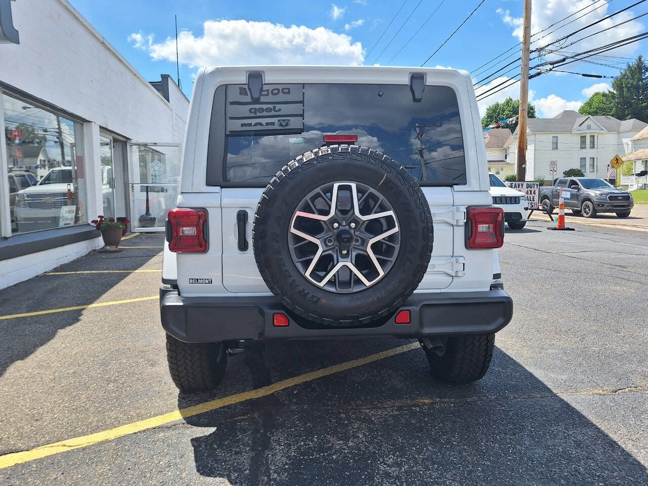 New 2024 Jeep Wrangler Unlimited Sahara image 6