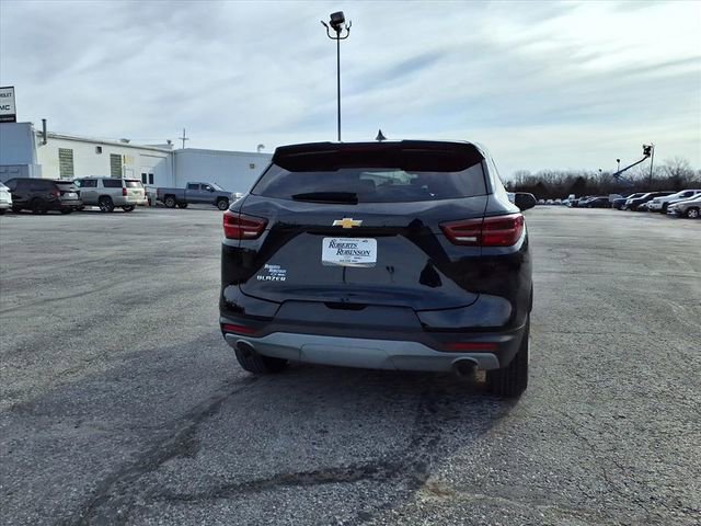 Used 2025 Chevrolet Blazer LT FWD image 20