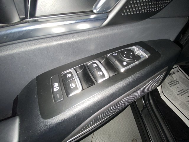 Used 2024 Kia Telluride EX w/ EX Captain's Chair Package AWD/4WD image 13