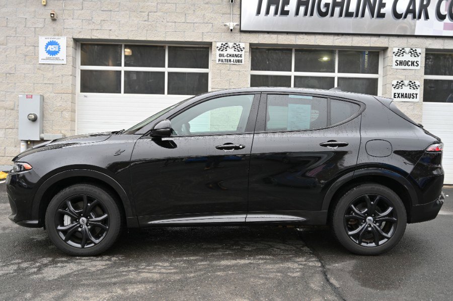 Used 2024 Dodge Hornet R/T w/ R/T Blacktop Package image 2