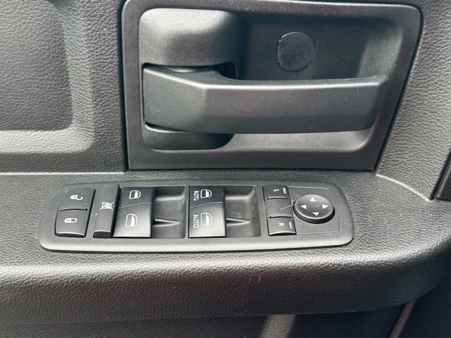 Used 2019 RAM 1500 Express w/ Express Value Package AWD/4WD image 17