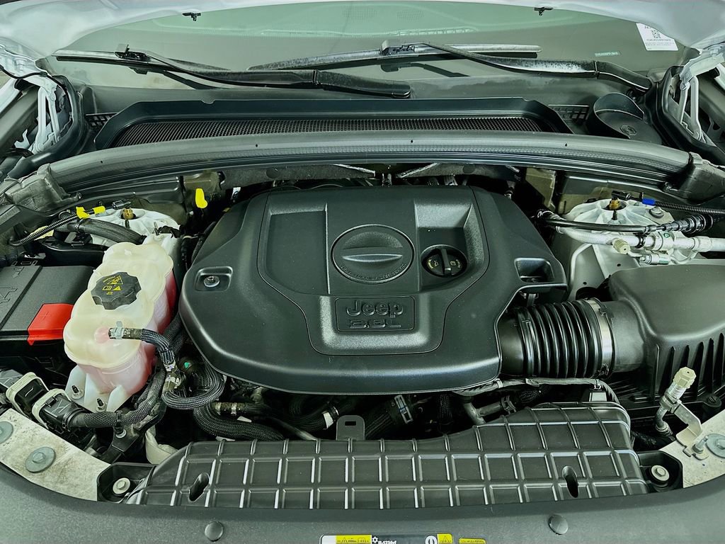 Certified 2023 Jeep Grand Cherokee L Summit w/ Luxury Tech Group V image 43