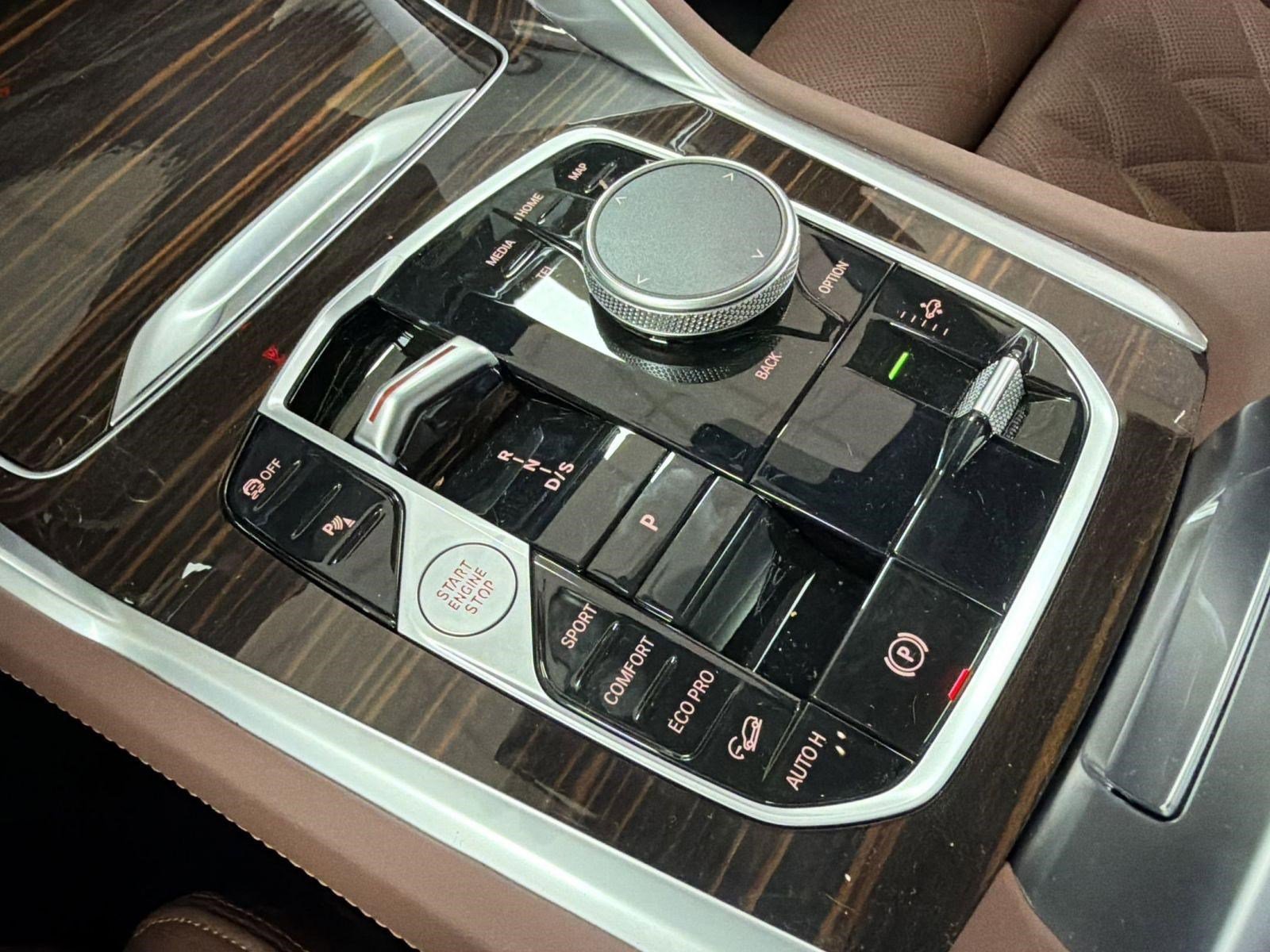 New 2027 BMW X6 xDrive40i AWD/4WD image 18