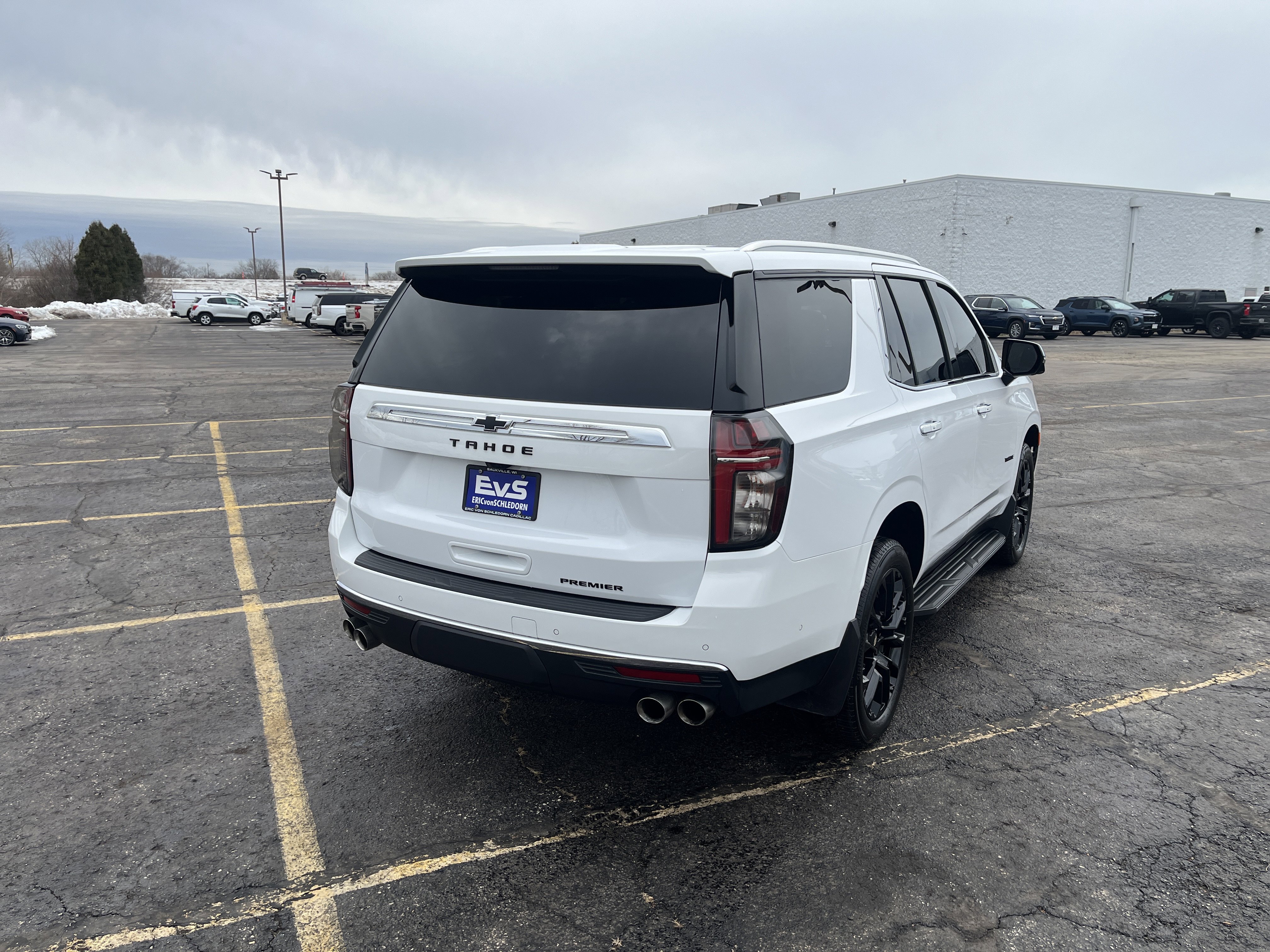 Used 2023 Chevrolet Tahoe Premier w/ Advanced Technology Package image 6