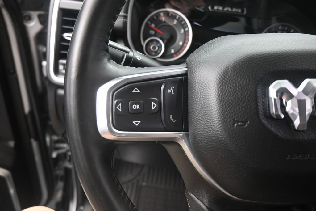 Used 2024 RAM 2500 Laramie AWD/4WD image 12