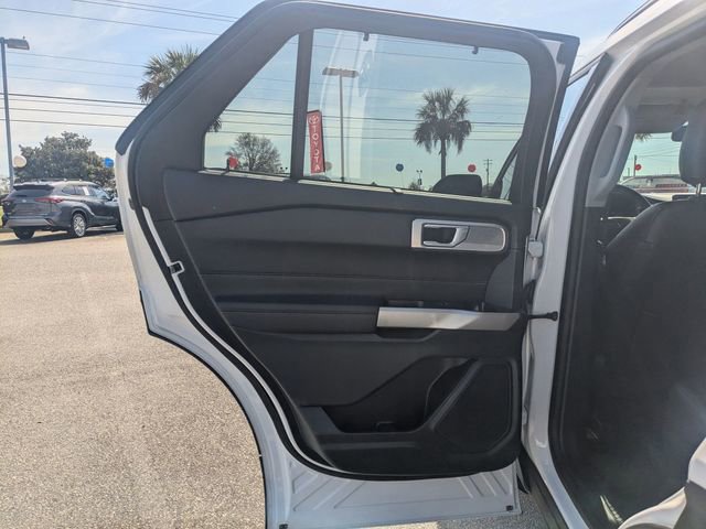 Used 2023 Ford Explorer Limited image 25