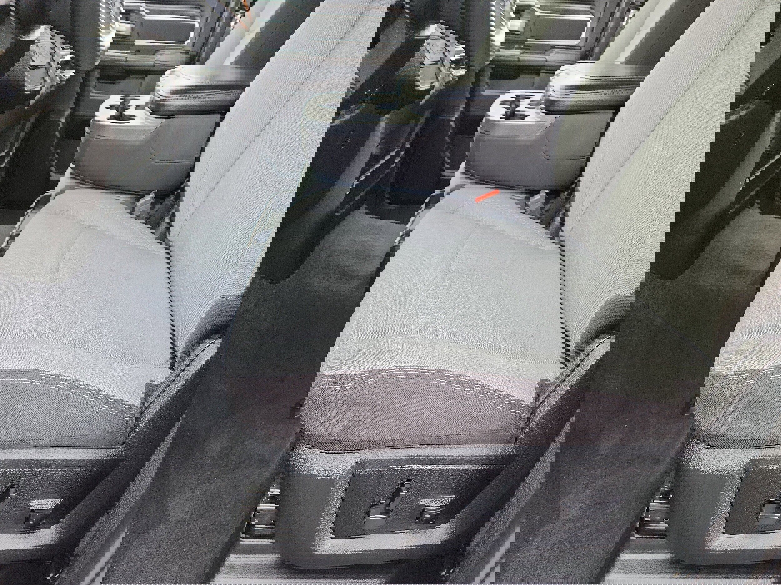 Used 2024 RAM 2500 Big Horn image 10