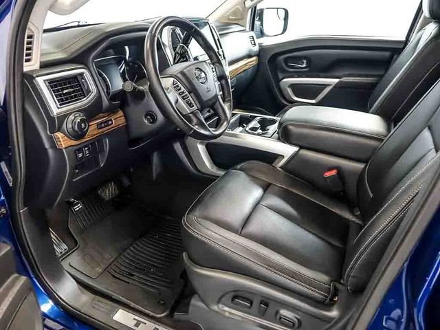 Used 2020 Nissan Titan SL AWD/4WD image 13