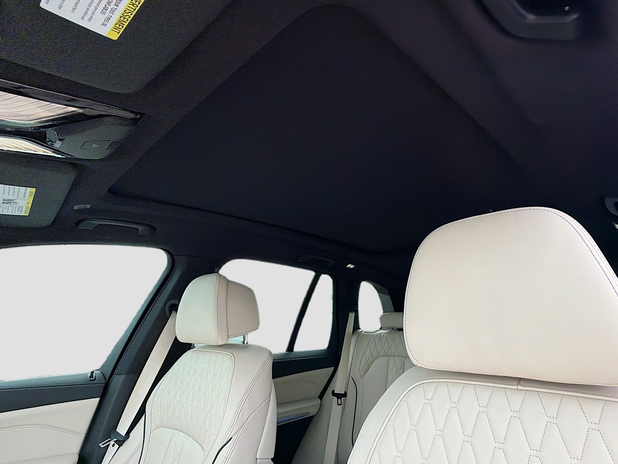 Used 2024 BMW X5 sDrive40i w/ M Sport Package image 27