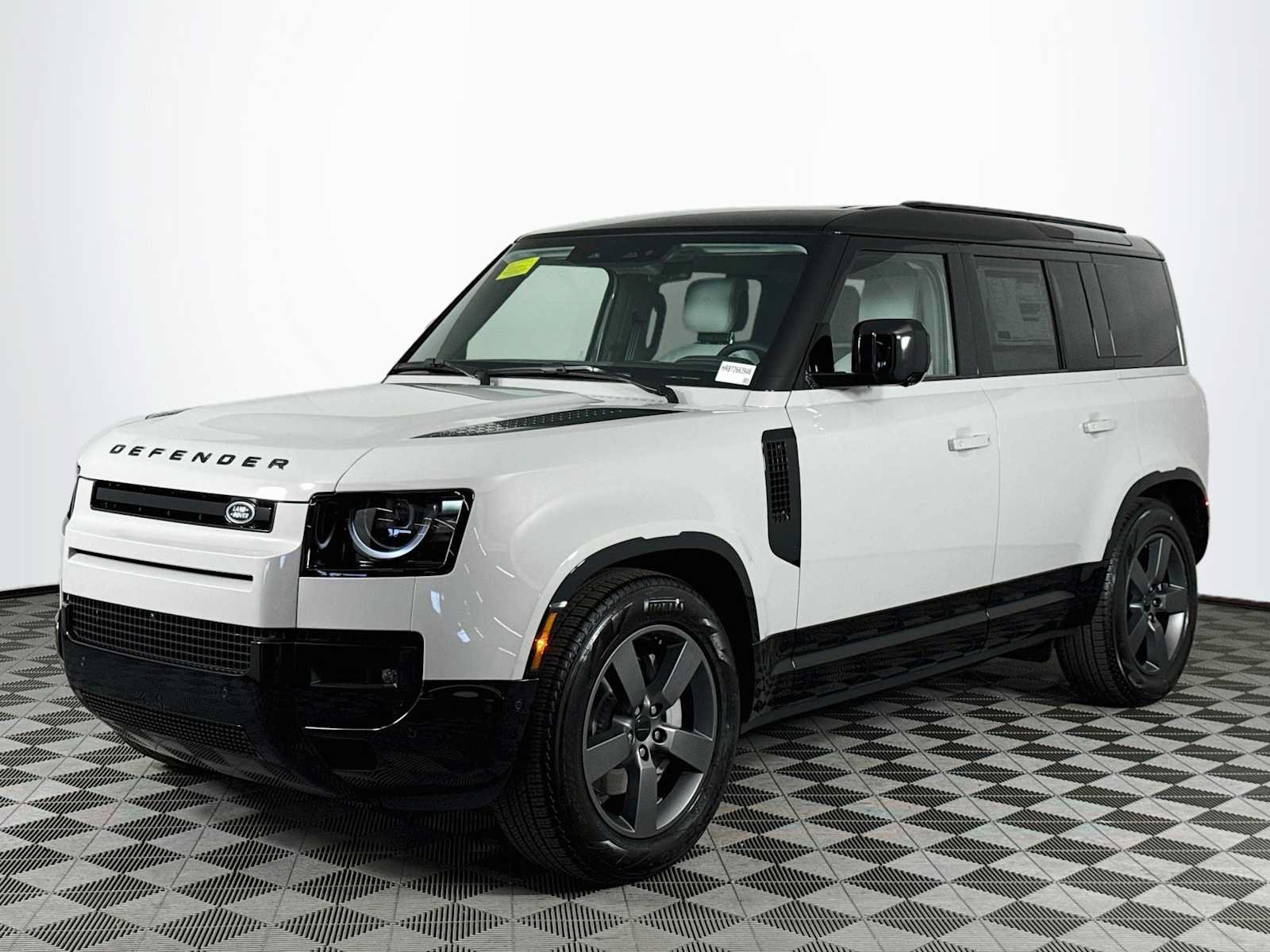 New 2026 Land Rover Defender 110 X-Dynamic SE AWD/4WD image 1