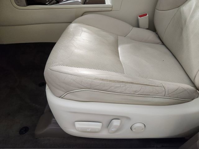 Used 2019 Lexus GX 460 Premium w/ Premium Package image 25