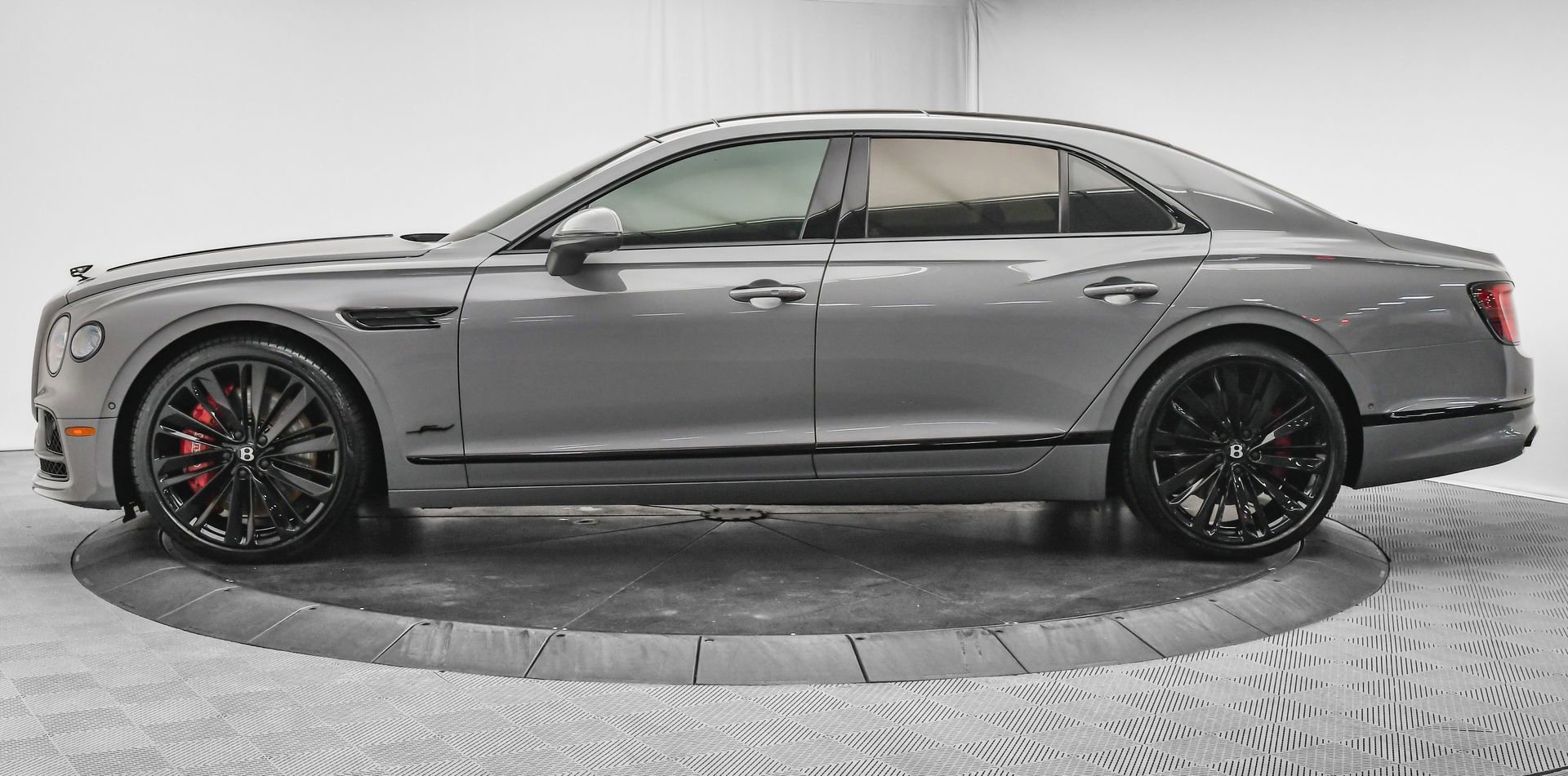Certified 2023 Bentley Flying Spur W12 image 9