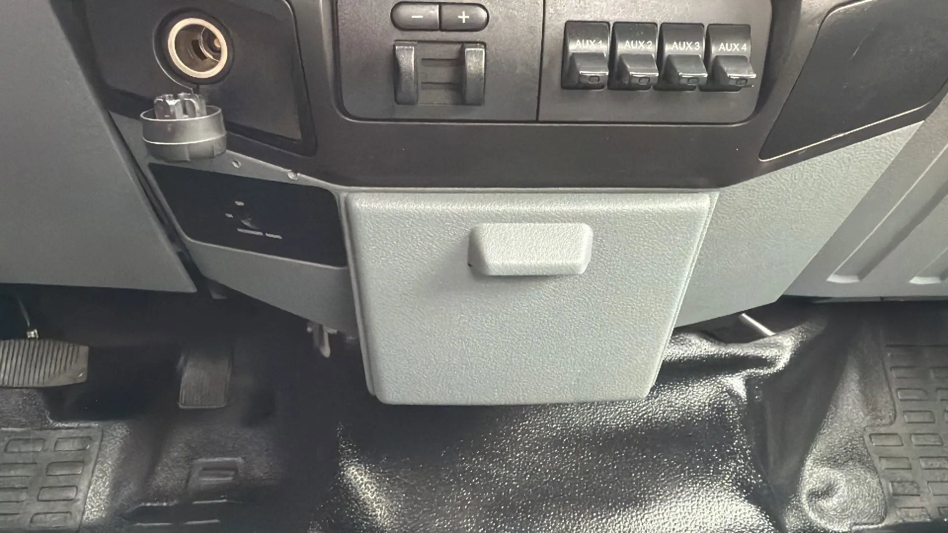 Used 2016 Ford F350 XL image 17