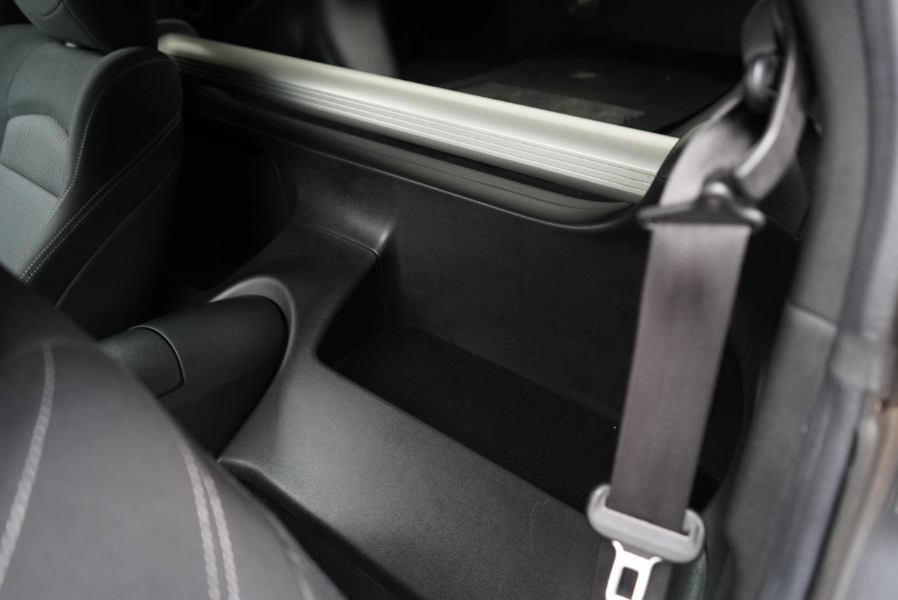 Used 2016 Nissan 370Z Coupe image 42