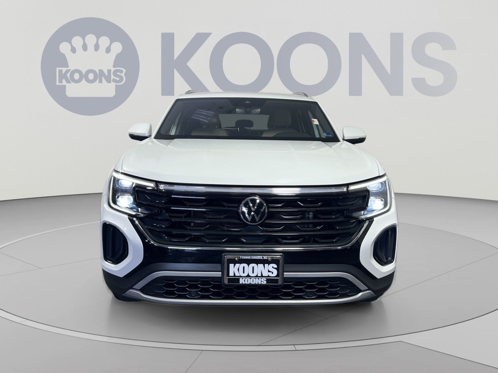Used 2024 Volkswagen Atlas Cross Sport SE AWD/4WD image 4