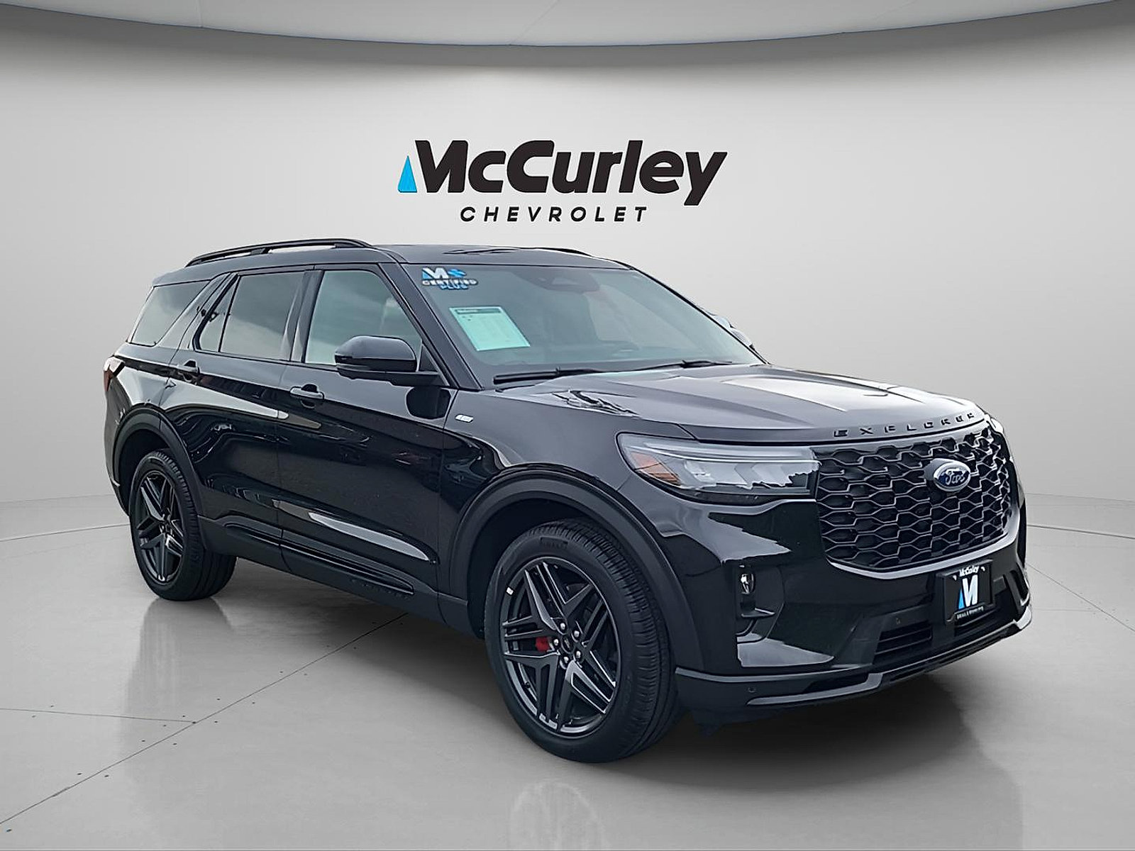 Used 2025 Ford Explorer ST-Line w/ ST-Line Street Pack AWD/4WD image 1