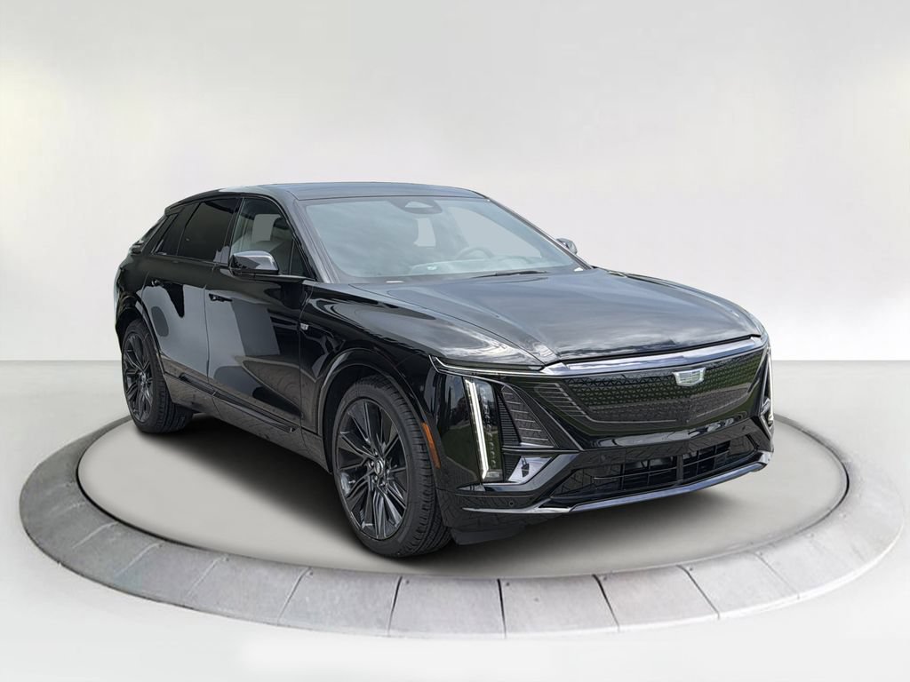 New 2026 Cadillac Lyriq Signature Sport AWD/4WD image 6
