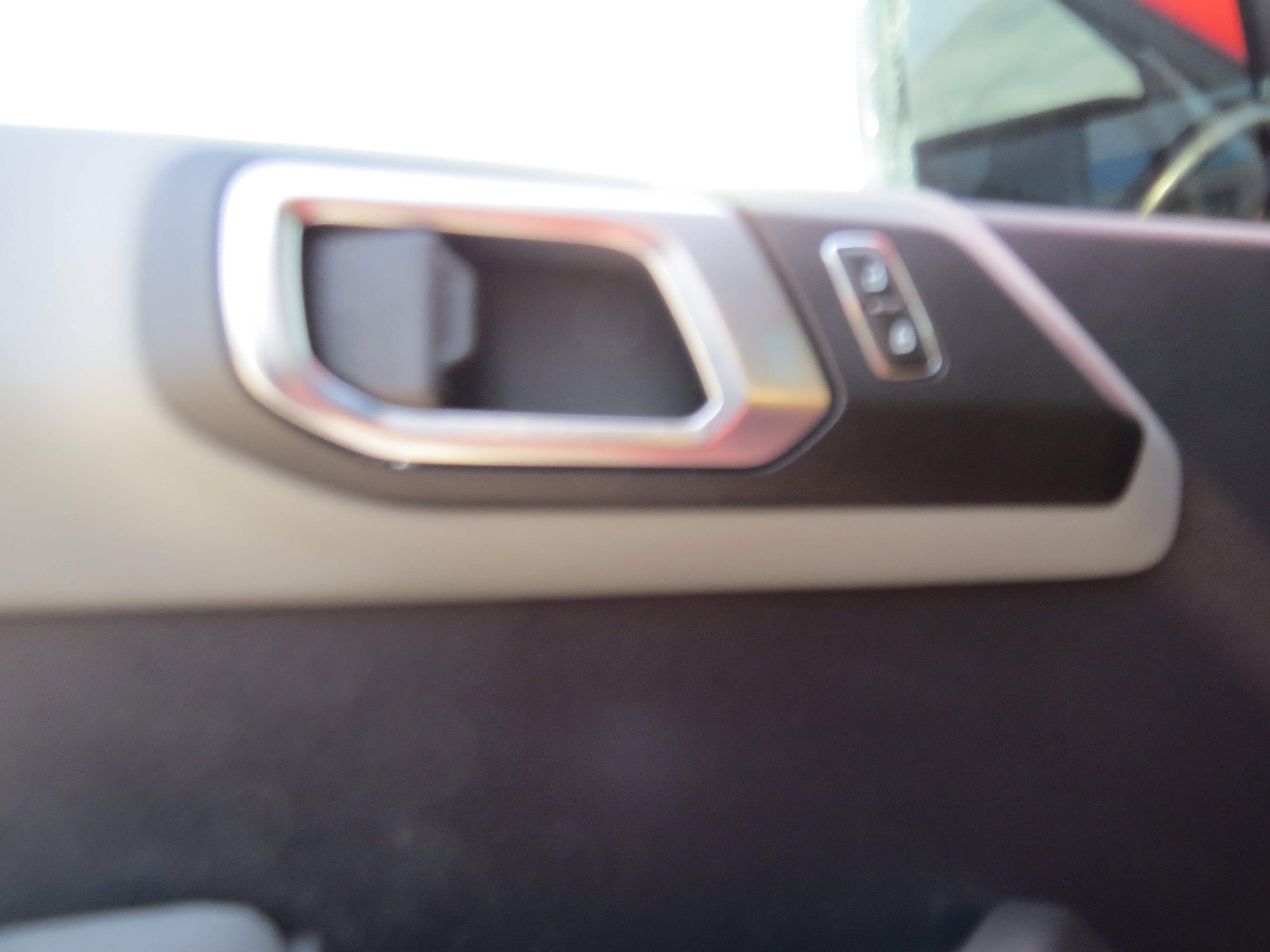 Used 2023 Ford Bronco Badlands image 17