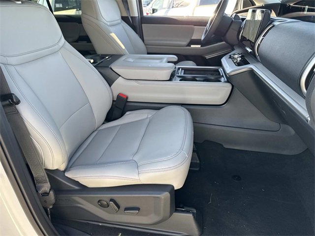 New 2025 Ford Expedition Max Active image 11