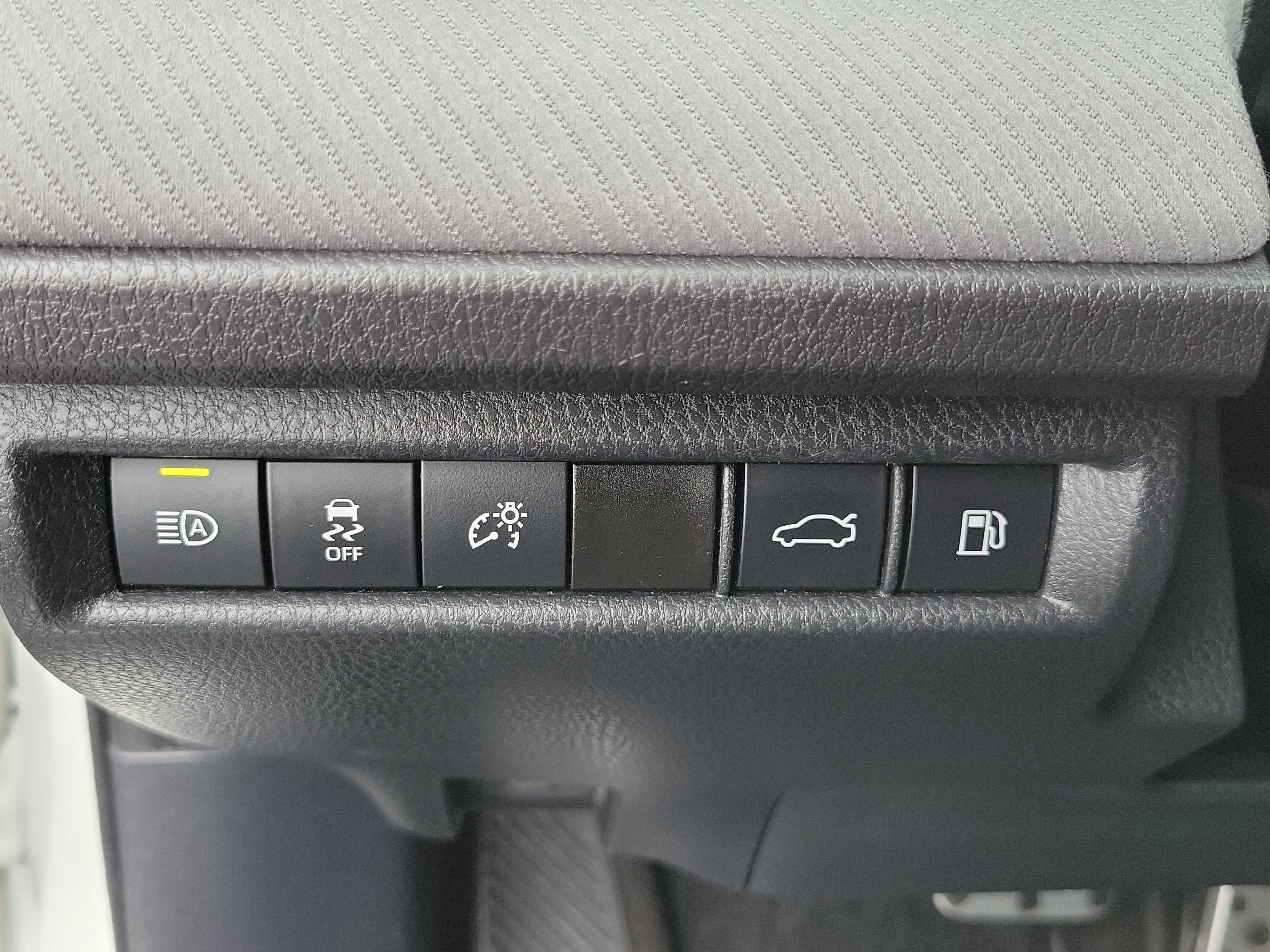 Certified 2025 Toyota Camry SE w/ Convenience Package FWD image 23