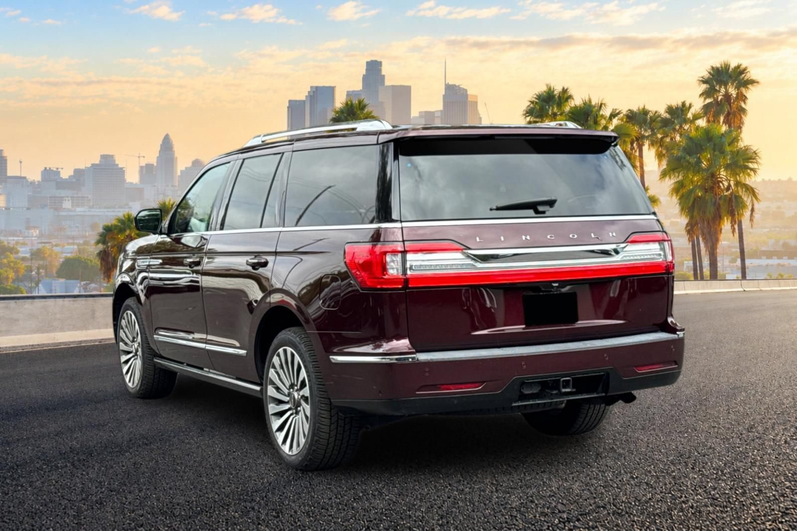 Used 2021 Lincoln Navigator Reserve w/ Luxury Package AWD/4WD image 6