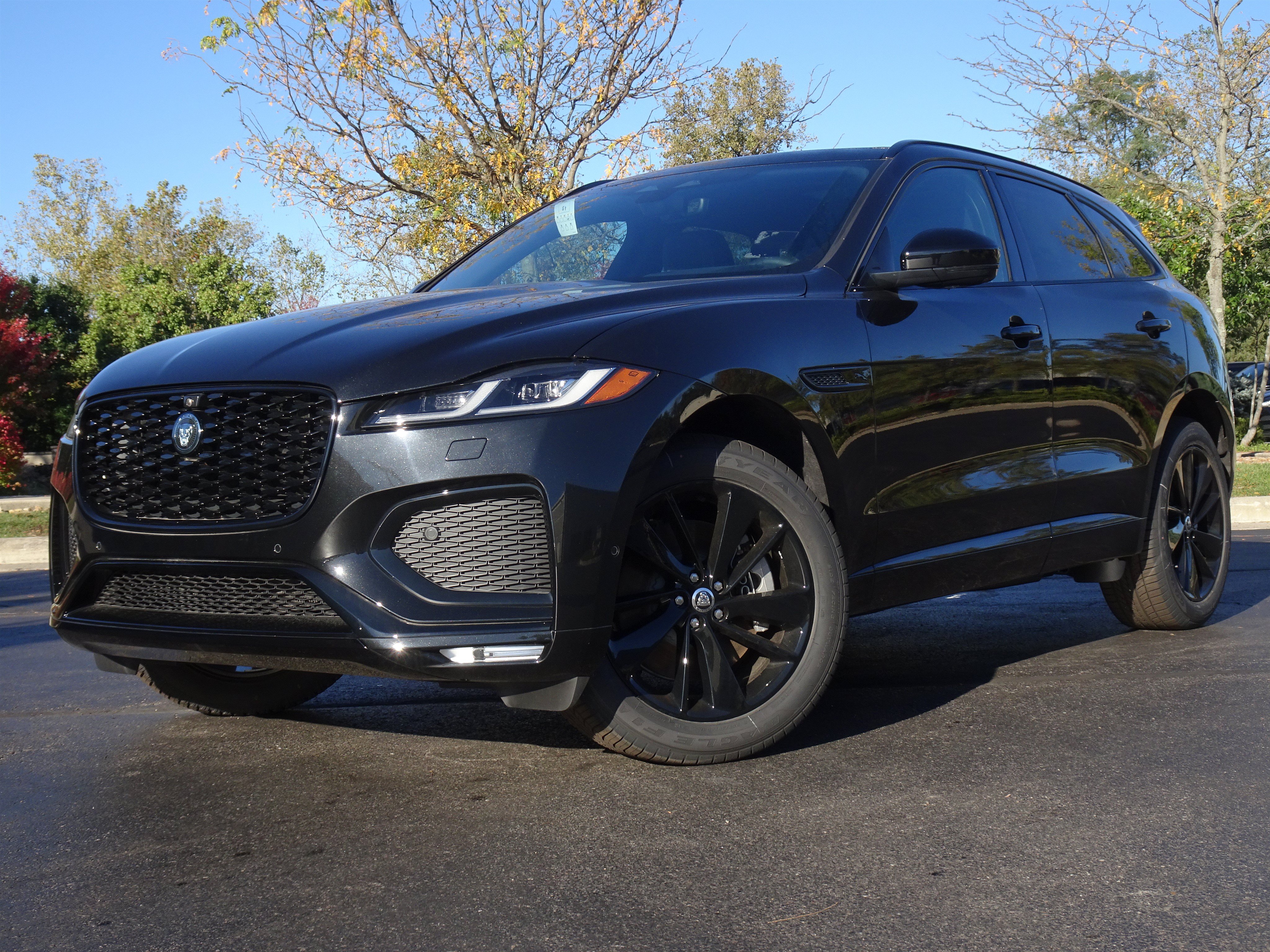 New 2026 Jaguar F-PACE R-Dynamic S AWD/4WD image 1