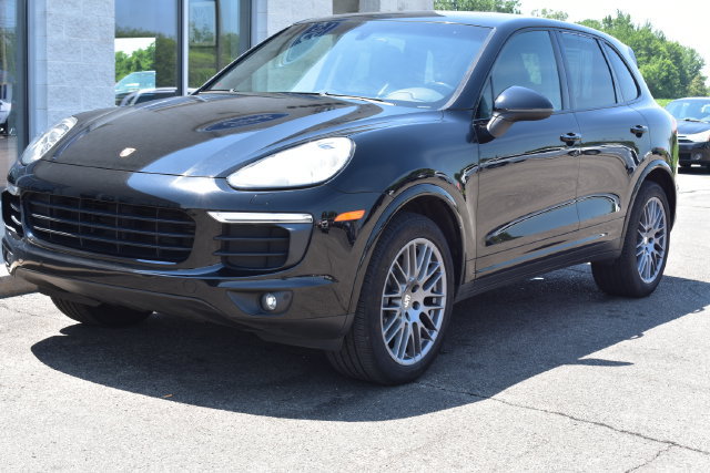 Used 2017 Porsche Cayenne Platinum Edition AWD/4WD image 17