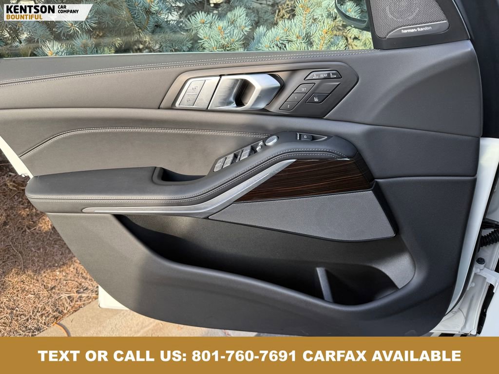 Used 2026 BMW X7 xDrive40i image 19