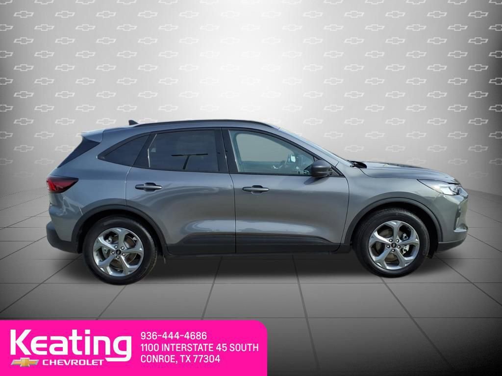 Used 2025 Ford Escape ST-Line image 4