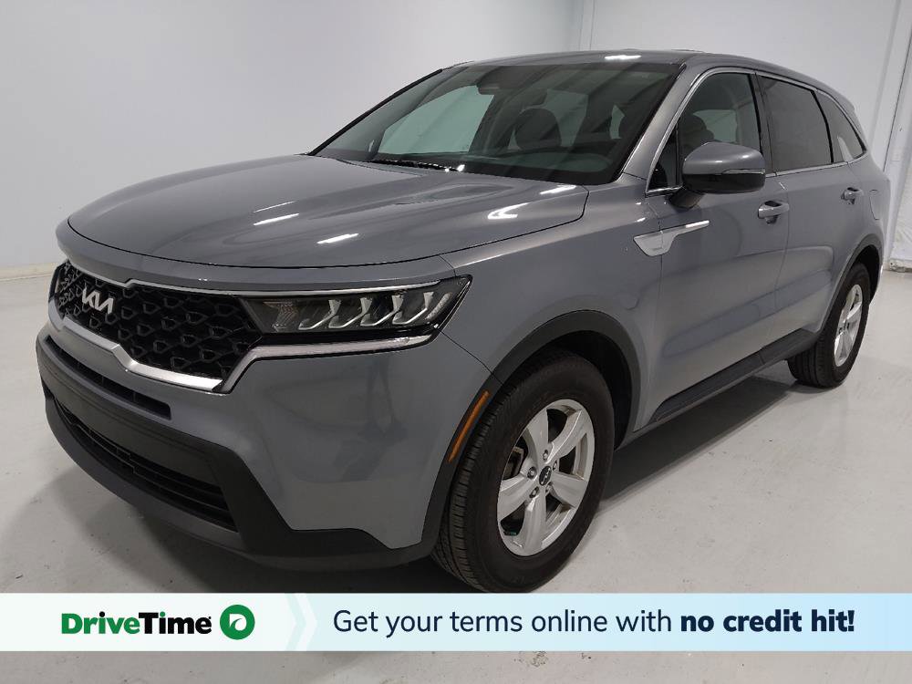 Used 2023 Kia Sorento LX image 1