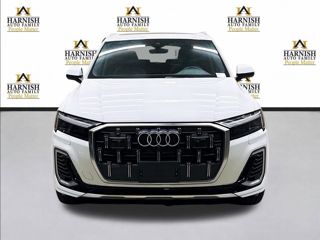 Used 2025 Audi Q7 3.0T Premium Plus AWD/4WD image 2