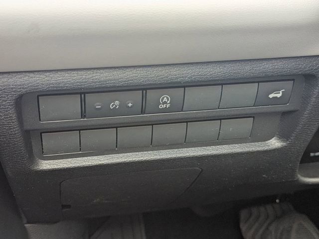 New 2026 Mitsubishi Outlander SE FWD image 30