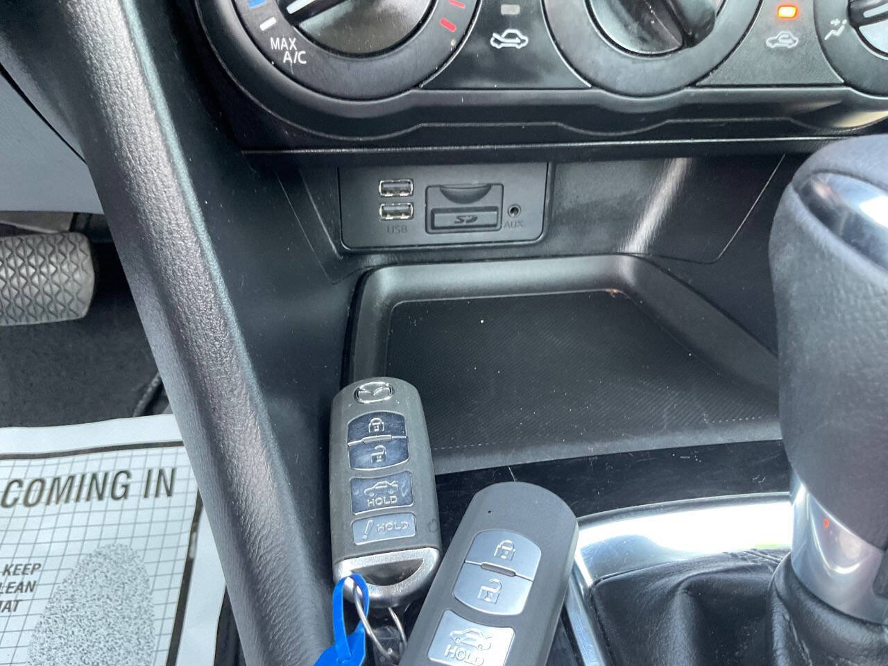 Used 2018 MAZDA MAZDA3 Sport FWD image 17