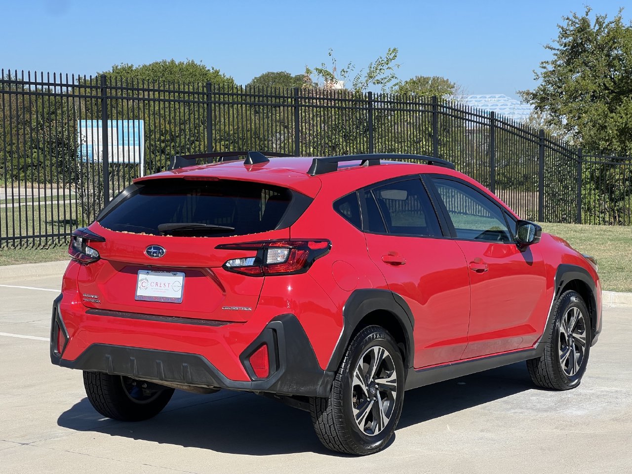 Used 2024 Subaru Crosstrek 2.0i Premium AWD/4WD image 4