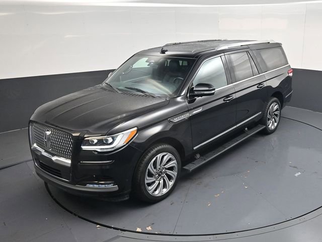 Used 2024 Lincoln Navigator L 4WD image 49