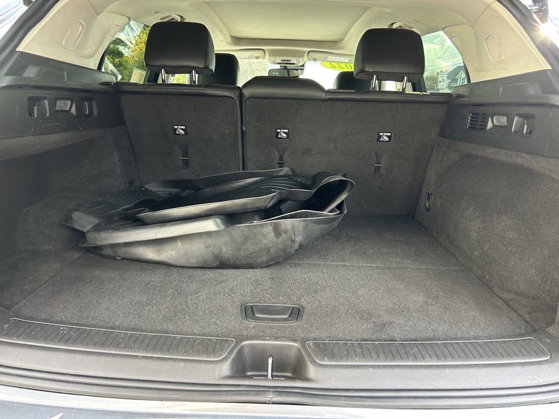 Used 2022 Buick Envision Essence w/ Technology Package I image 12