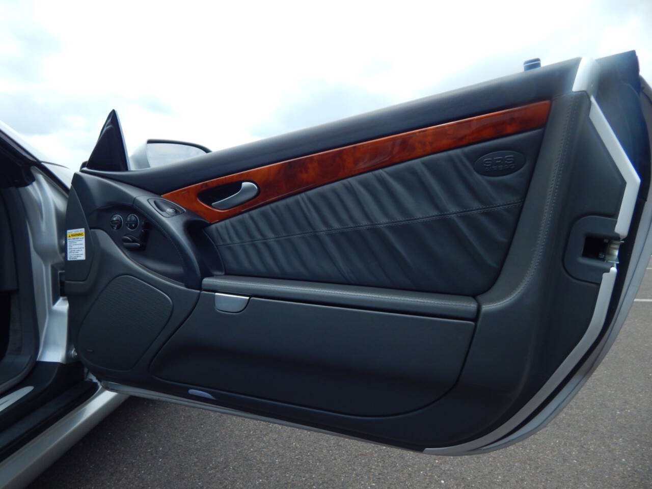 Used 2005 Mercedes-Benz SL 600 w/ AMG Sport Pkg image 38