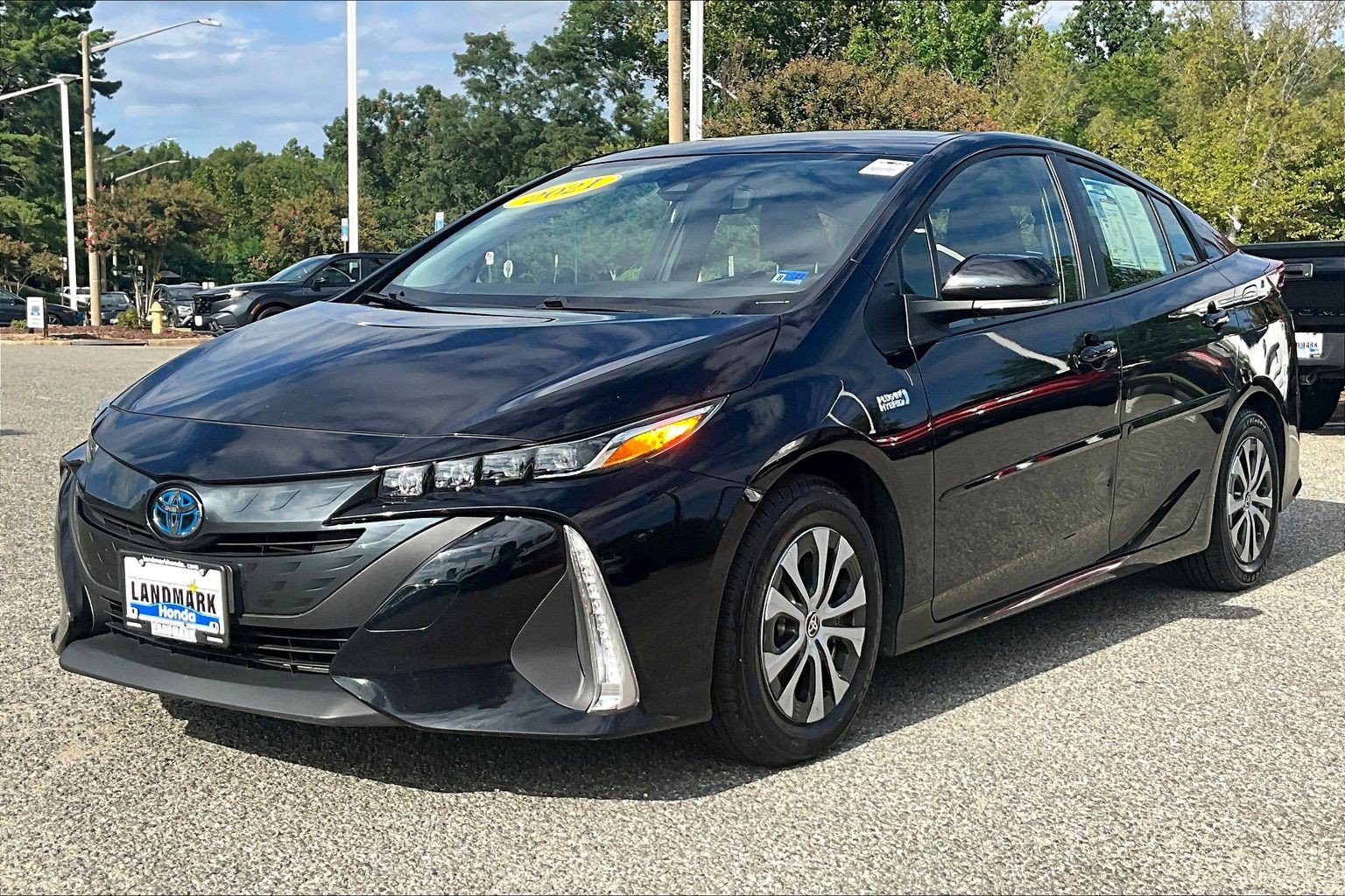 Used 2021 Toyota Prius Prime LE w/ Carpet Mat Package (TMS)