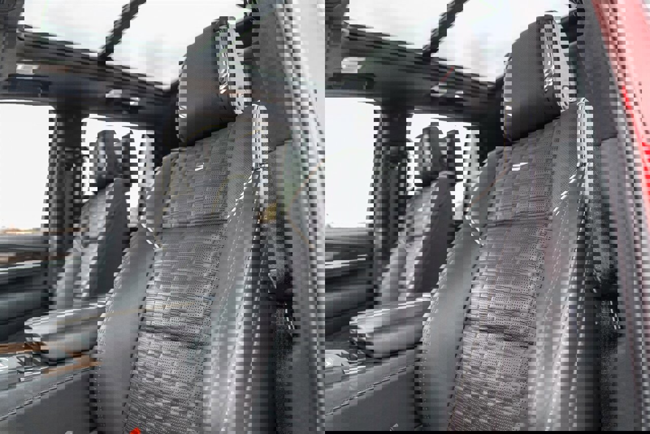 Used 2023 Cadillac Escalade Premium Luxury Platinum image 37