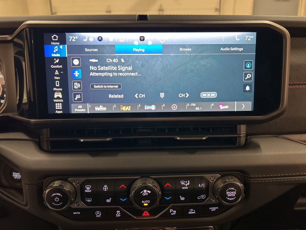 New 2026 Jeep Wrangler Rubicon w/ Xtreme 35 Tire Package image 25