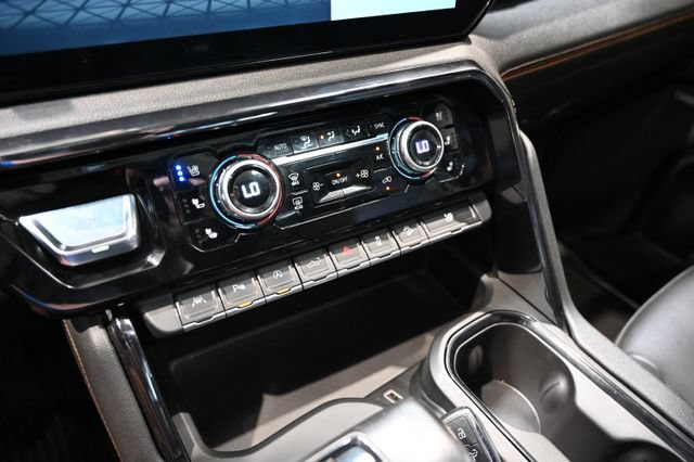 Used 2022 GMC Sierra 1500 AT4 AWD/4WD image 22