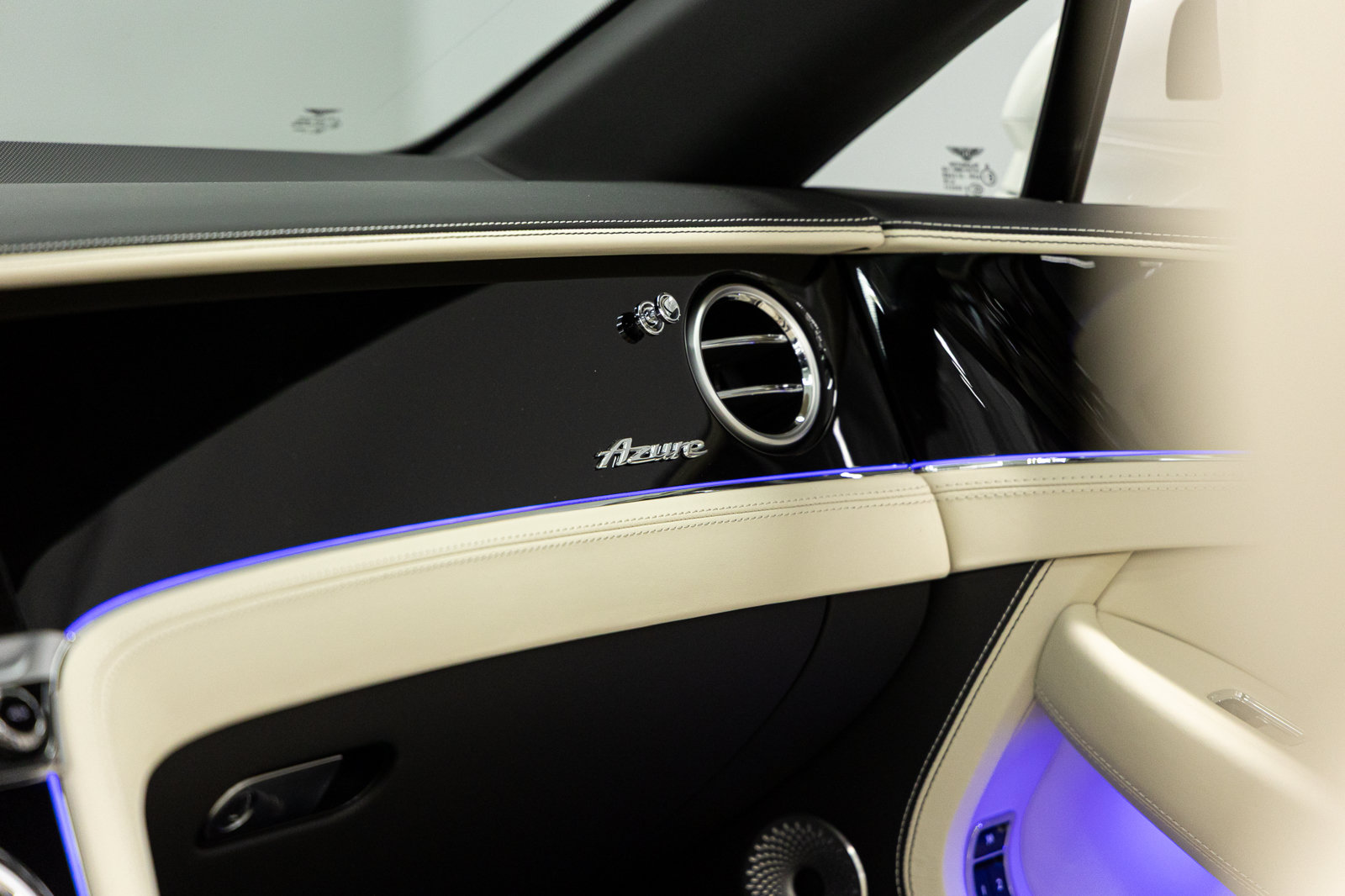 New 2026 Bentley Continental GT Azure AWD/4WD image 41