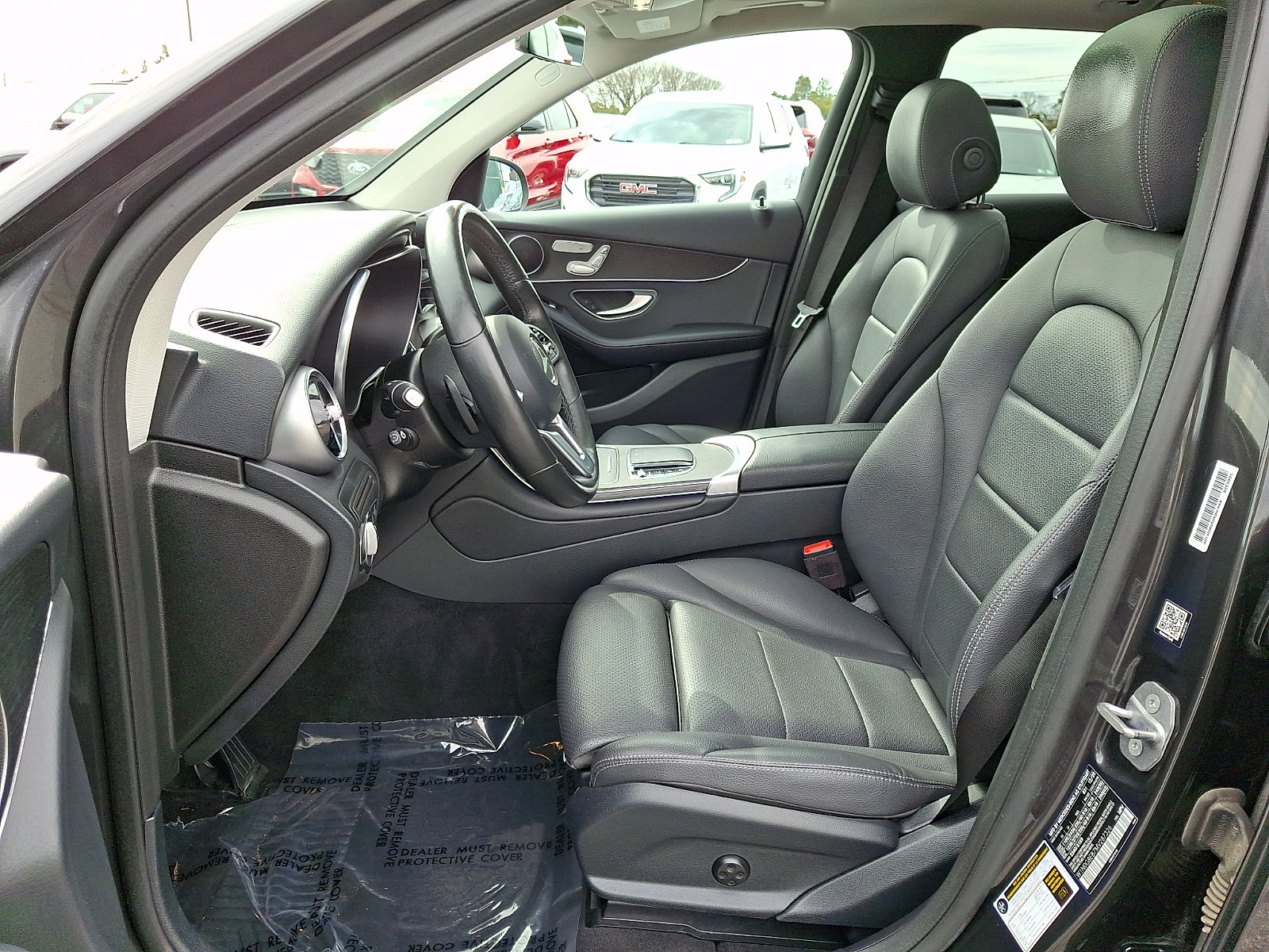 Used 2021 Mercedes-Benz GLC 300 4MATIC image 13