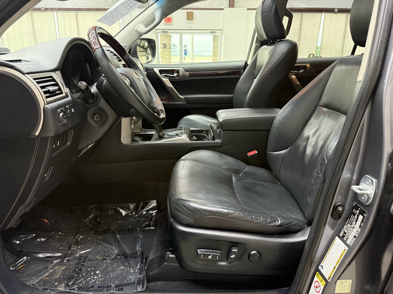 Used 2015 Lexus GX 460 w/ Premium Package AWD/4WD image 11
