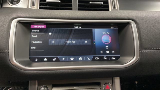 Used 2018 Land Rover Range Rover Evoque Landmark Edition AWD/4WD image 15