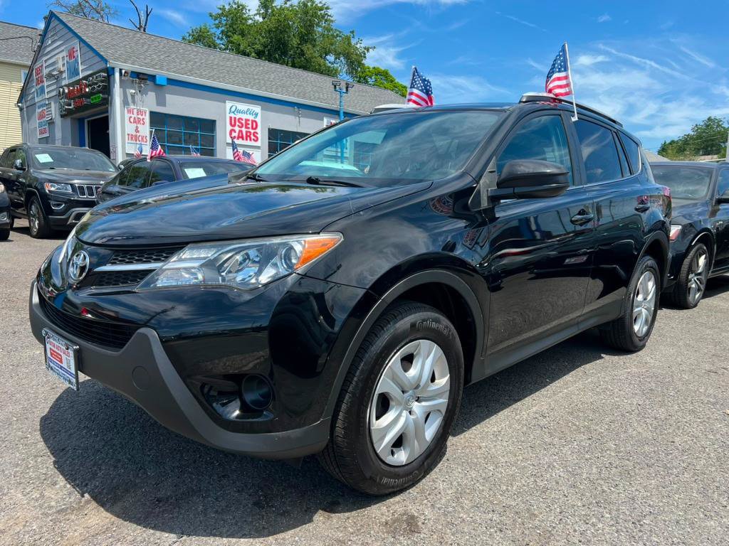 Used 2013 Toyota RAV4 LE AWD/4WD image 4