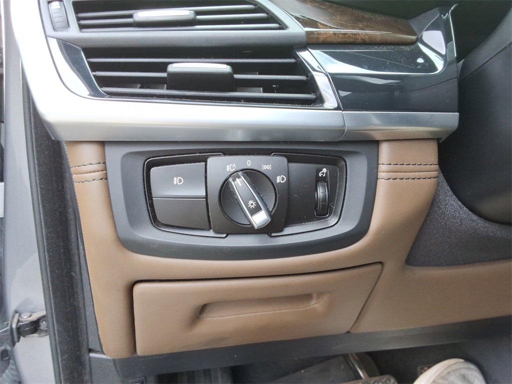 Used 2017 BMW X5 xDrive40e image 40