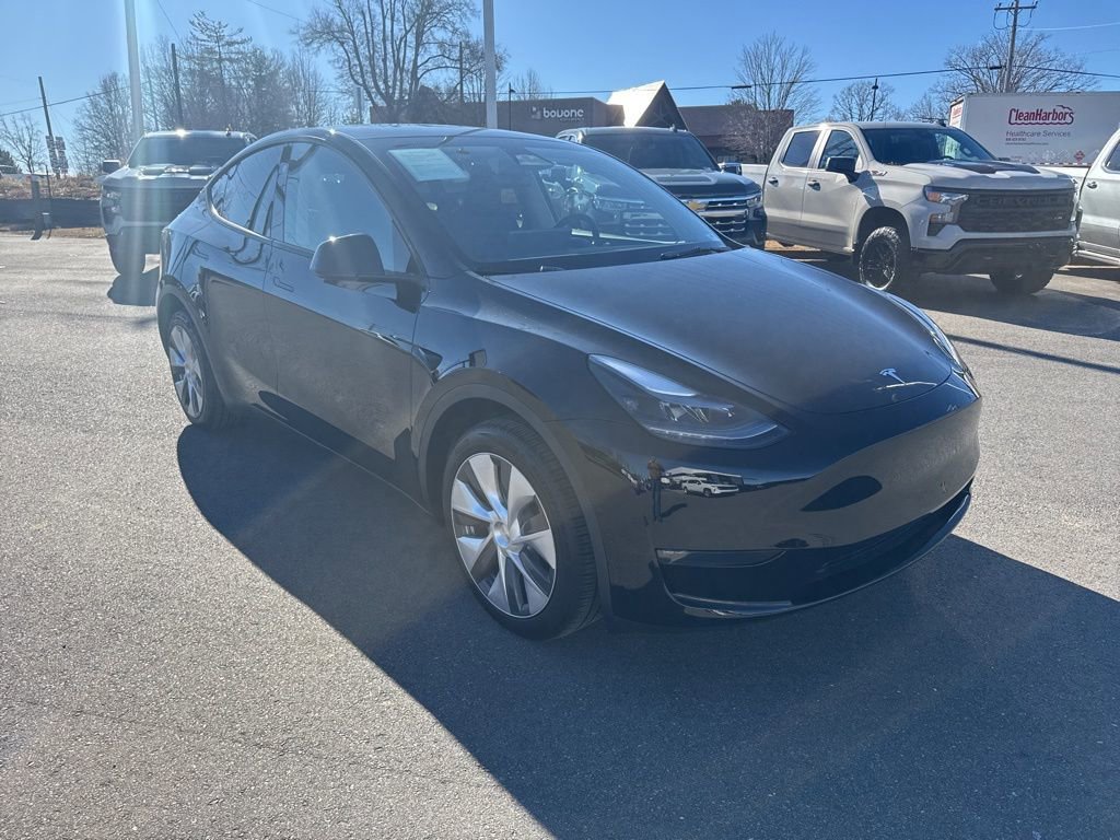 Used 2024 Tesla Model Y Long Range image 7