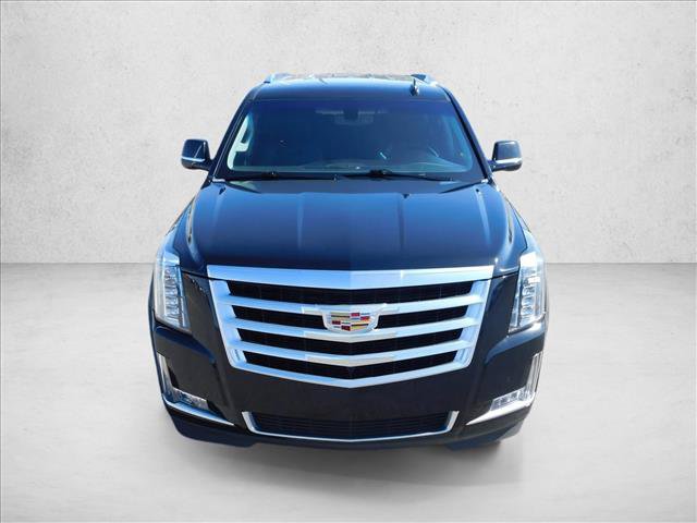 Used 2020 Cadillac Escalade 2WD image 3